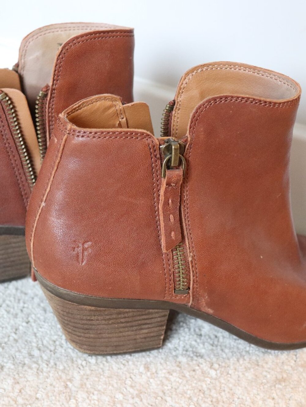 Frye Cognac Leather Zip Ankle Boots Size 8